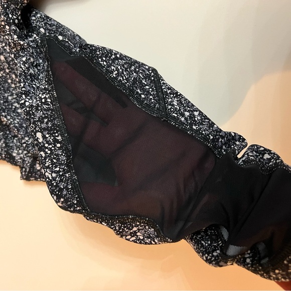 Lululemon Athletica Speckled Black Leggings - Picture 3 of 6